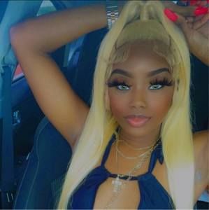 Meet your Posher, Jasmine